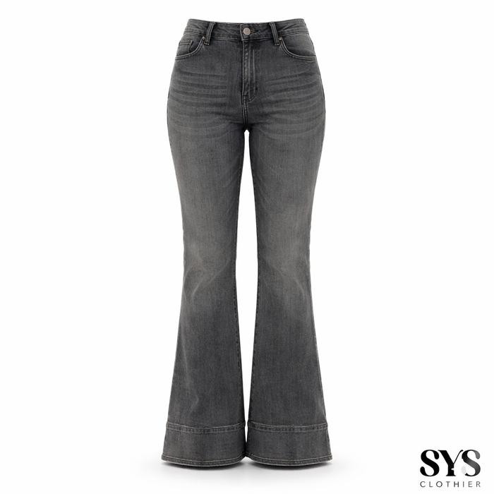 celana jeans wanita yang bikin kaki terlihat jenjang